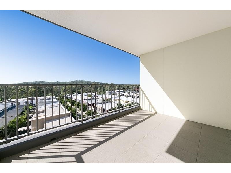 16 Surbiton Court, Carindale QLD 4152