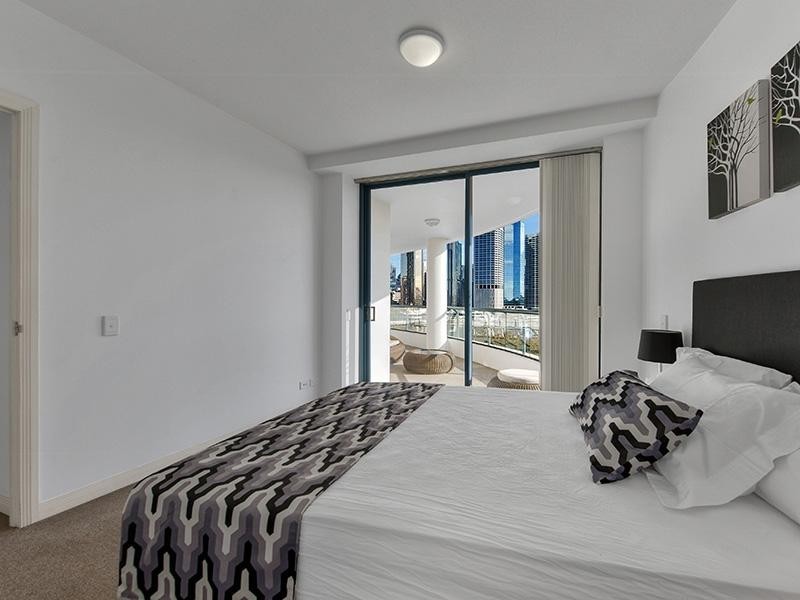 321 321 Main street, Kangaroo Point QLD 4169