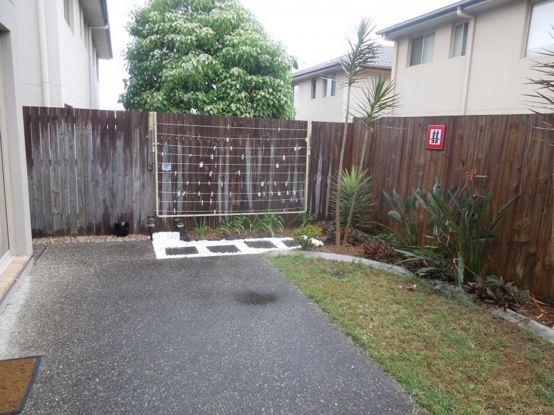 30 Johnston Street, Carina QLD 4152