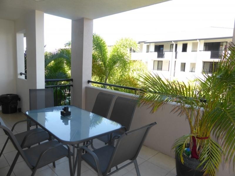 6-24 Henry Street, West End QLD 4810