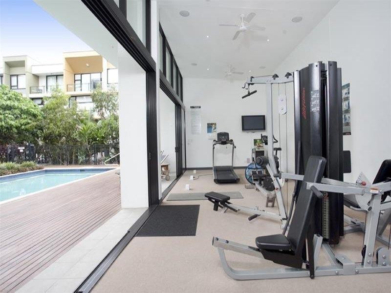 10 Pidgeon Close, West End QLD 4101