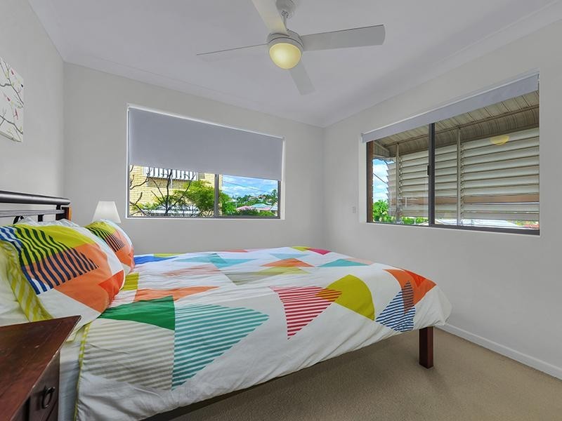 26 Mansfield Street, Coorparoo QLD 4151