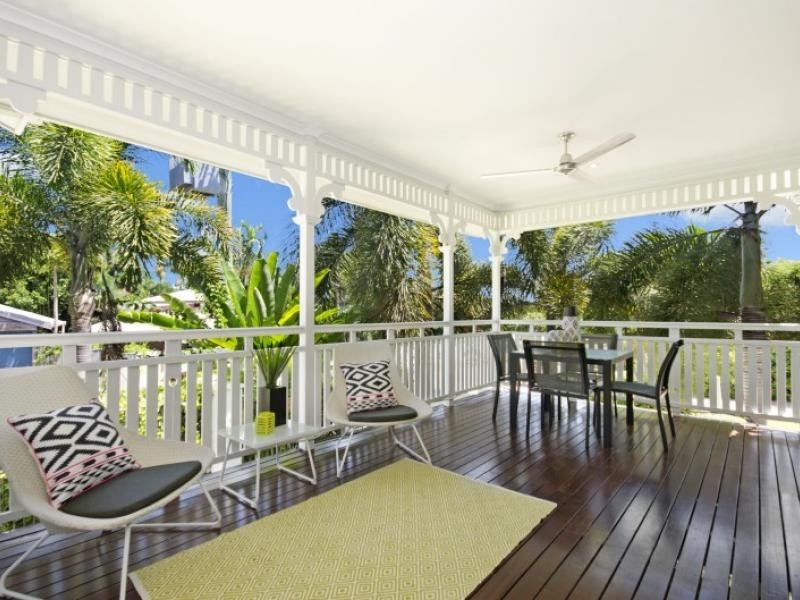 42 Warburton Street, North Ward QLD 4810