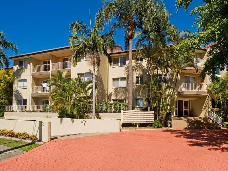 22 Jennifer Ave, Runaway Bay QLD 4216