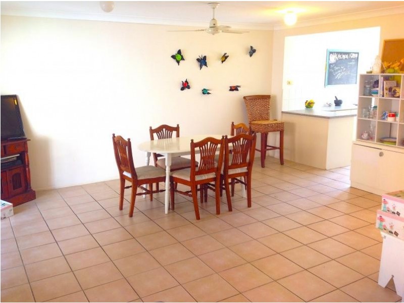 24/ 220 Christine Avenue, Burleigh Waters QLD 4220