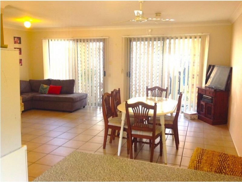 24/ 220 Christine Avenue, Burleigh Waters QLD 4220