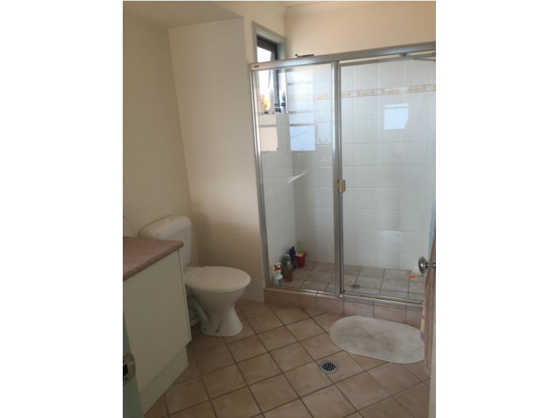 9A Browning Blvd, Battery Hill QLD 4551