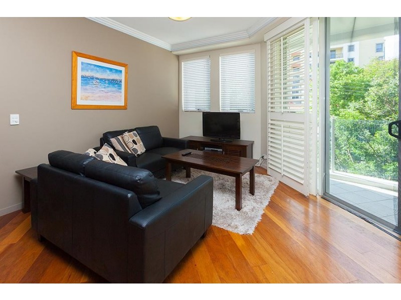 42 NEWSTEAD TERRACE, Newstead QLD 4006