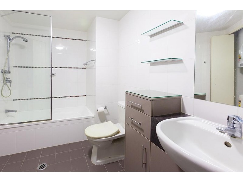 42 NEWSTEAD TERRACE, Newstead QLD 4006