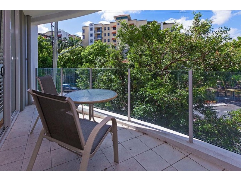 42 NEWSTEAD TERRACE, Newstead QLD 4006