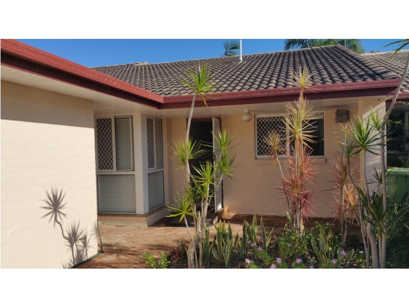 128 Benowa Road, Southport QLD 4215