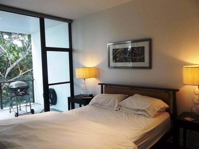 10 Pidgeon Close, West End QLD 4101