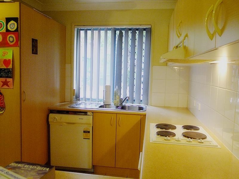 11 Oakmont Avenue, Oxley QLD 4075