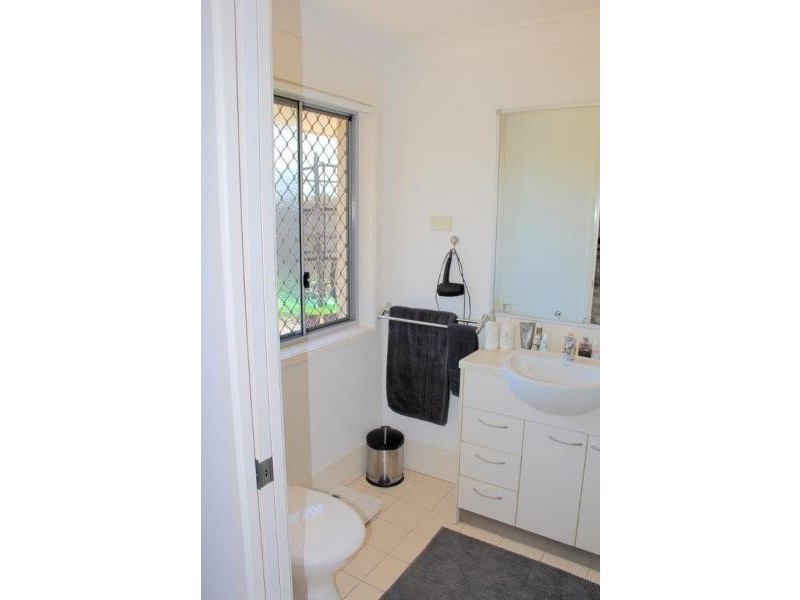 95 Lexey Crescent, Wakerley QLD 4154