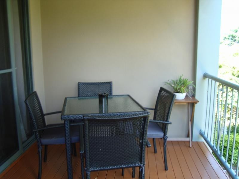 20 Fairway Drive, Clear Island Waters QLD 4226