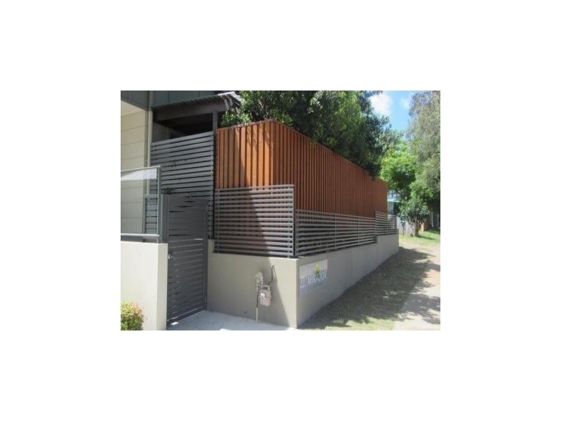 11 Riding Road, Hawthorne QLD 4171