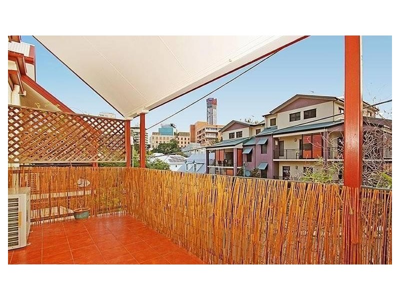 95 Berry Street, Spring Hill QLD 4000