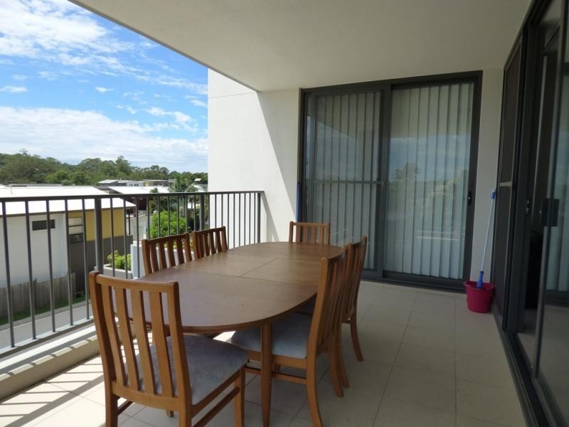 16 Surbiton Court, Carindale QLD 4152