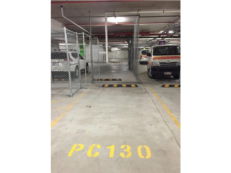 37D Harbour Road, Hamilton QLD 4007