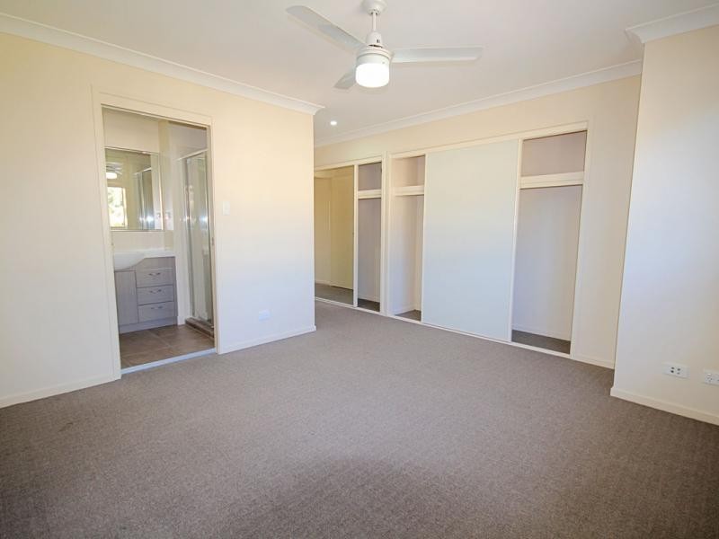 11 Tripcony Place, Wakerley QLD 4154