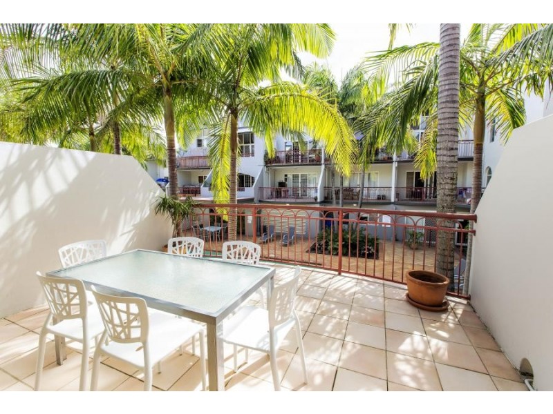 176 Sydney, New Farm QLD 4005