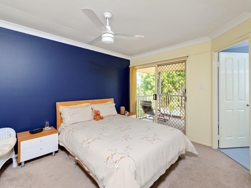 121 Golden Ave, Calamvale QLD 4116