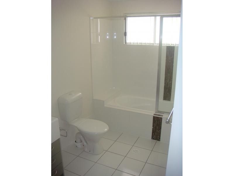 8 Ruocco St, Bracken Ridge QLD 4017