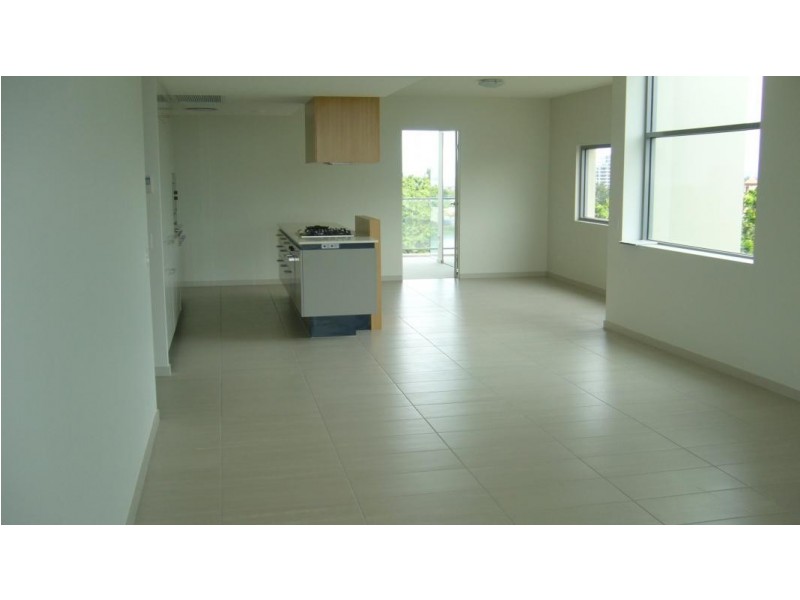 6 Mariners Drive, Townsville QLD 4810