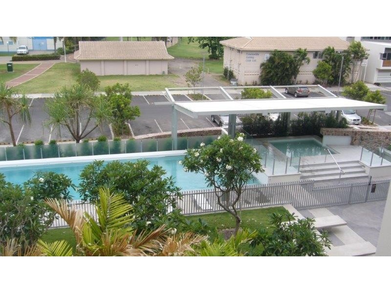 6 Mariners Drive, Townsville QLD 4810