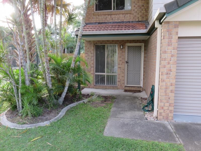 643 Pine Ridge Road, Biggera Waters QLD 4216