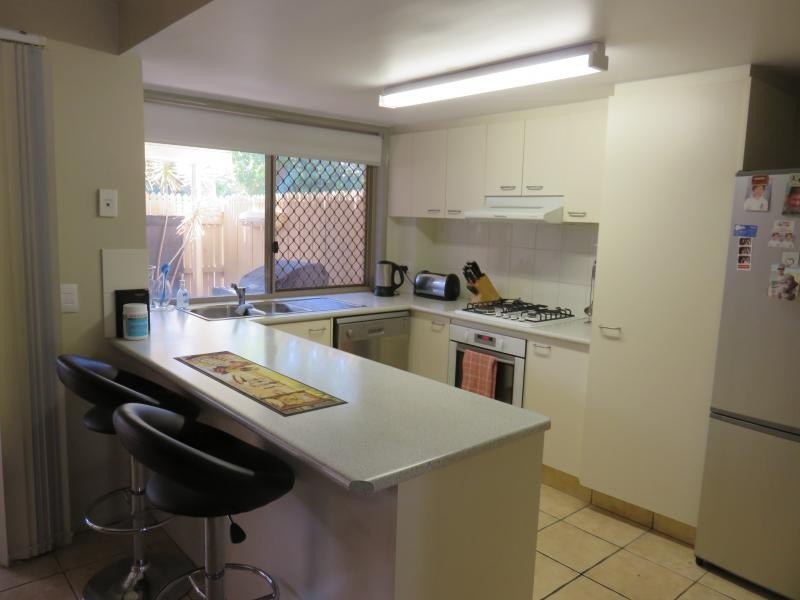 643 Pine Ridge Road, Biggera Waters QLD 4216