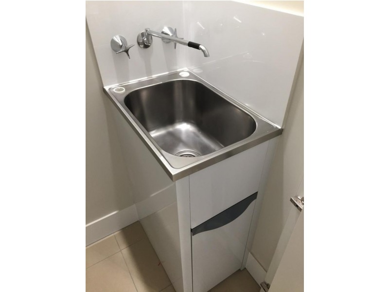 37D Harbour Rd, Hamilton QLD 4007