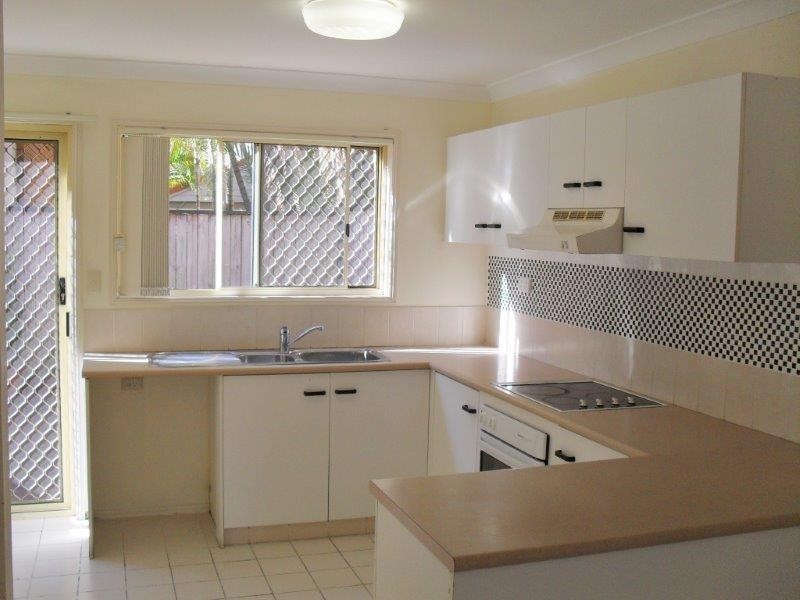 60 Whitby, Southport QLD 4215