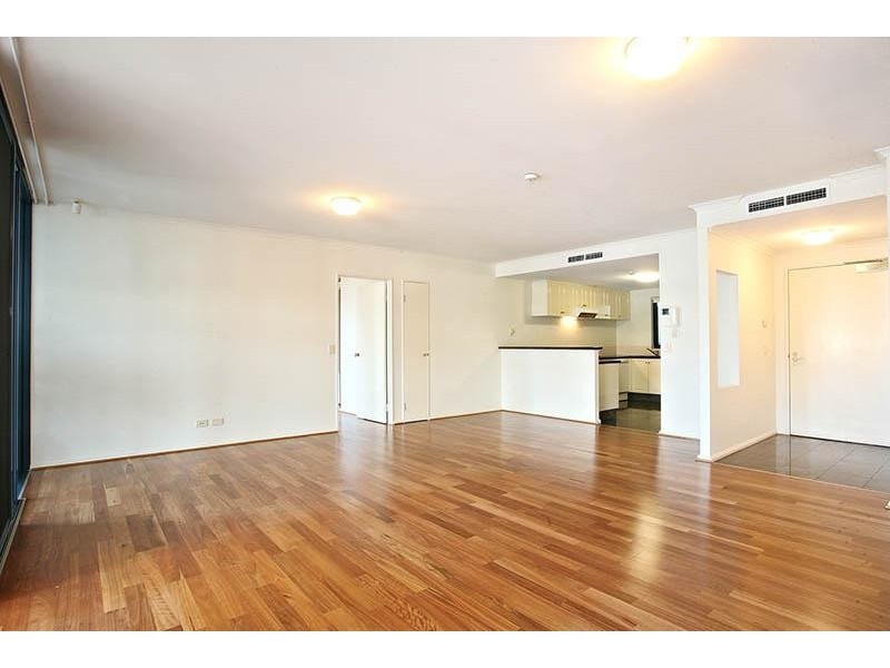 2 / 8 Goodwin Street, Kangaroo Point QLD 4169