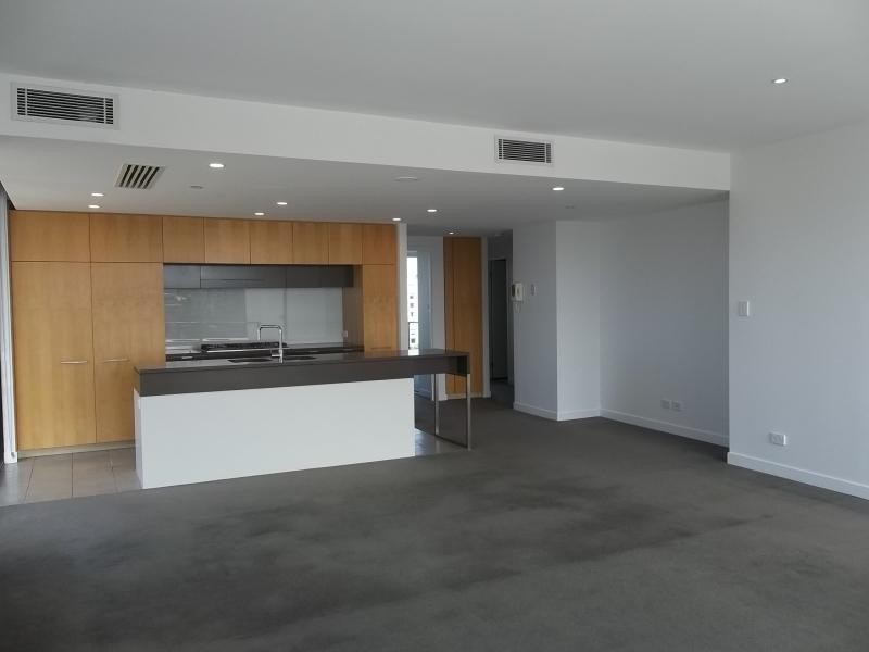 10 Pidgeon Close, West End QLD 4101