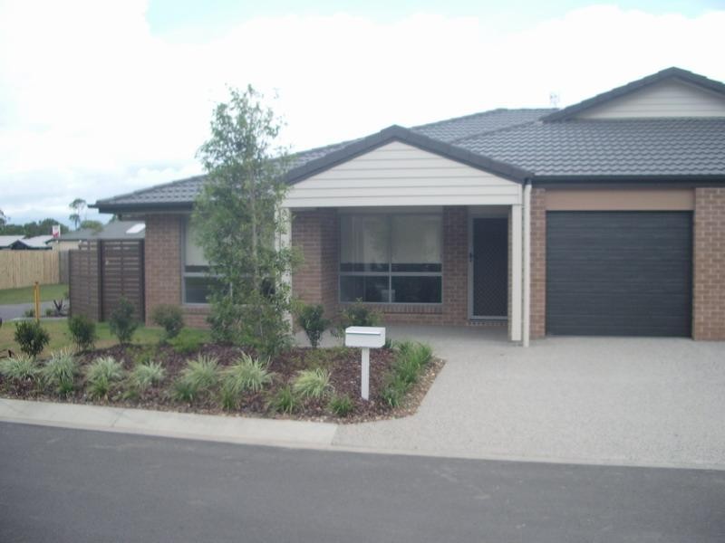 230 Pulgul St, Urangan QLD 4655