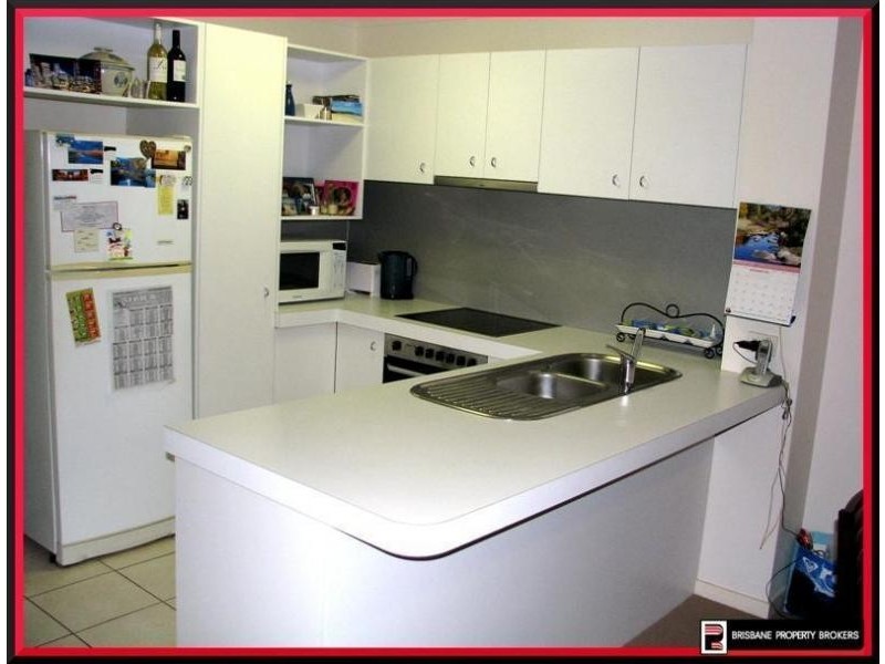 38 Palmer Street, Greenslopes QLD 4120