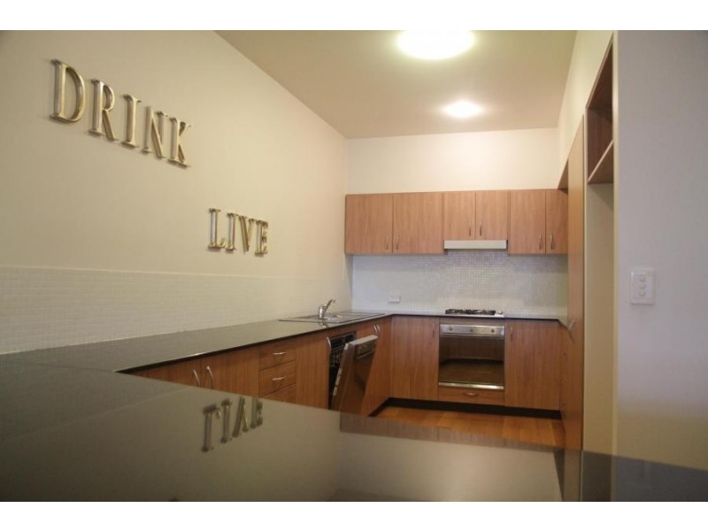 24 MACQUARIE STREET, Teneriffe QLD 4005