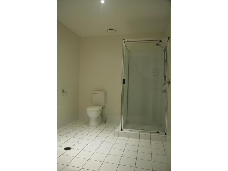 24 MACQUARIE STREET, Teneriffe QLD 4005