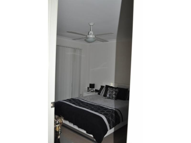 130 Jutland Street, Oxley QLD 4075