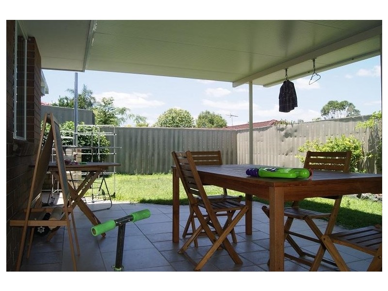 8 Reardon Street, Calamvale QLD 4116