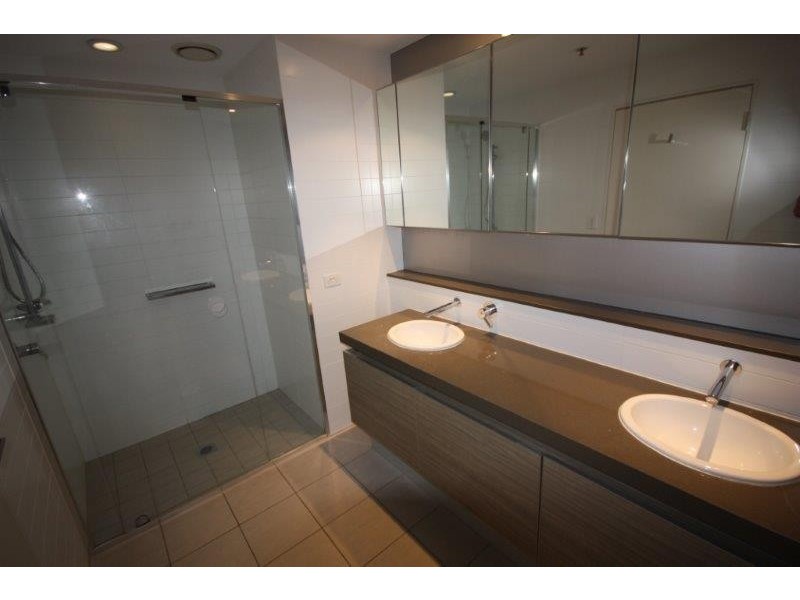 5323/197 King Arthur Terrace, Tennyson QLD 4105