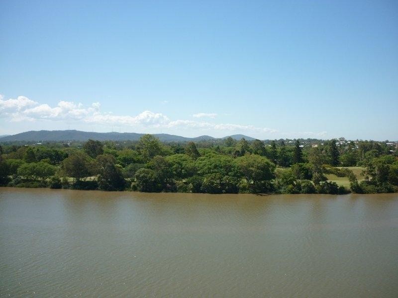 201/211 King Arthur Terrace, Tennyson QLD 4105