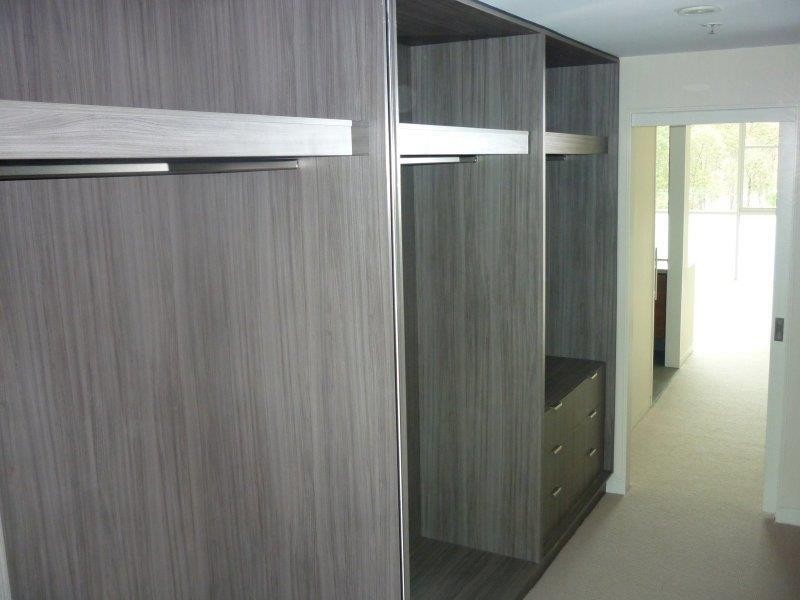 201/211 King Arthur Terrace, Tennyson QLD 4105