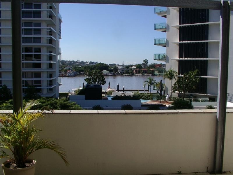 8-12 macquarie street, Teneriffe QLD 4005