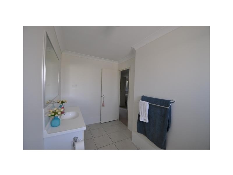 130 Jutland St, Oxley QLD 4075