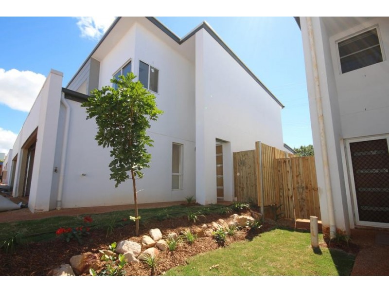 56 Charles Canty Drive, Wellington Point QLD 4160