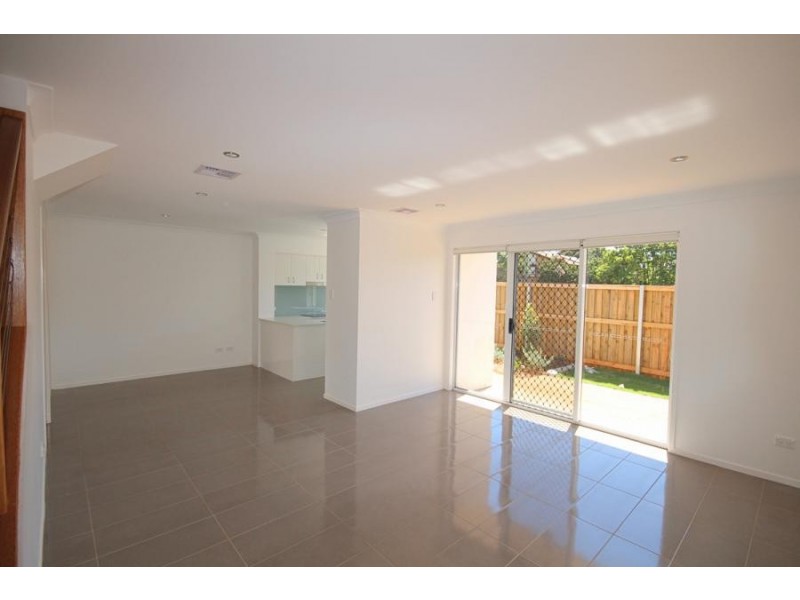 56 Charles Canty Drive, Wellington Point QLD 4160