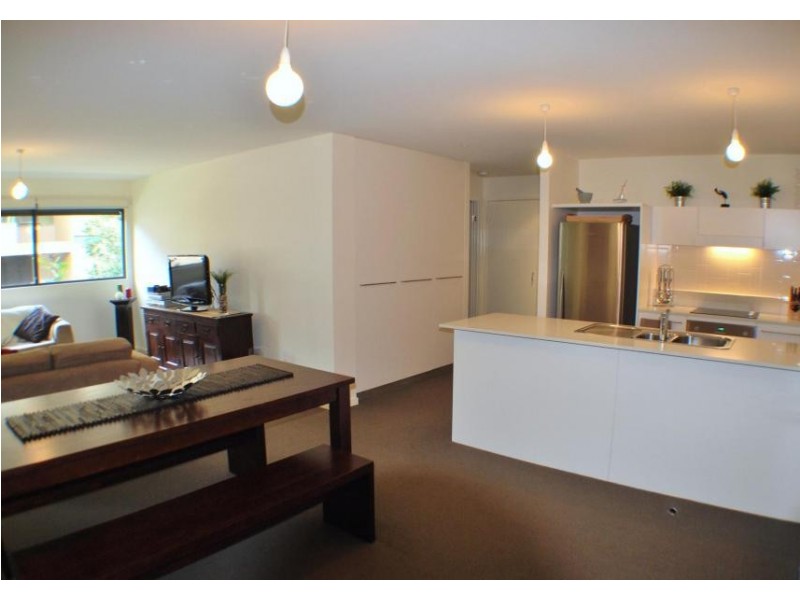 8 Musgrave St, West End QLD 4101