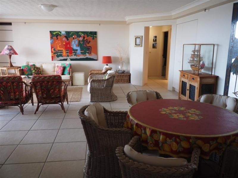 Reception / 7 Oatland Esplanade, Runaway Bay QLD 4216